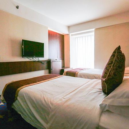 Ocean Hotel Beijing Bagian luar foto