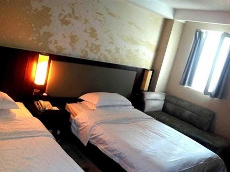 Ocean Hotel Beijing Bagian luar foto